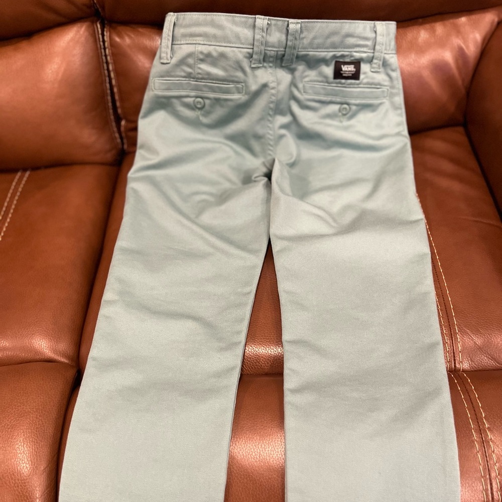Vans Boys Authentic Chino Pant. Size 25, equivalent to a size 10. Worn once